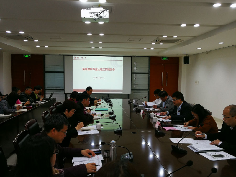 04233614gpqv.jpg